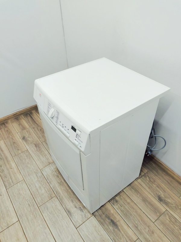 Сушильна машина AEG T56840
