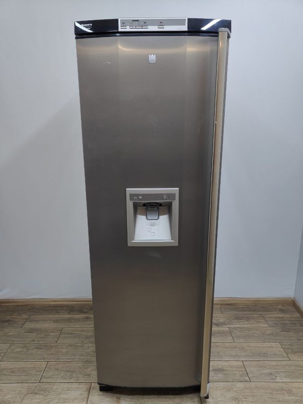 Морозильна камера Husqvama QT3549FX 225W 252л sn 94820007 n532