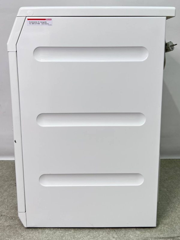 Сушильна машина Miele T 8967WP