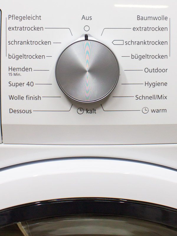 Сушильна машина Siemens IQ500 WT46G402 12