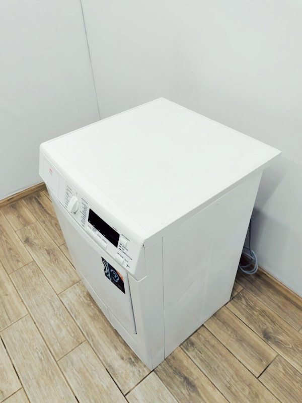 Сушильна машина AEG T56840L