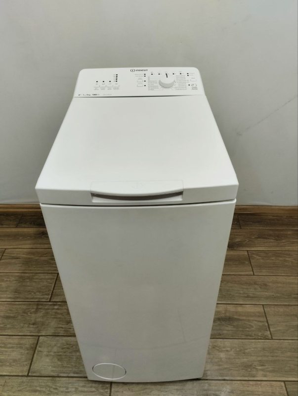 Пральна вертикальна машина Indesit ITV A51052W1 2100W 5кг sn 601200074