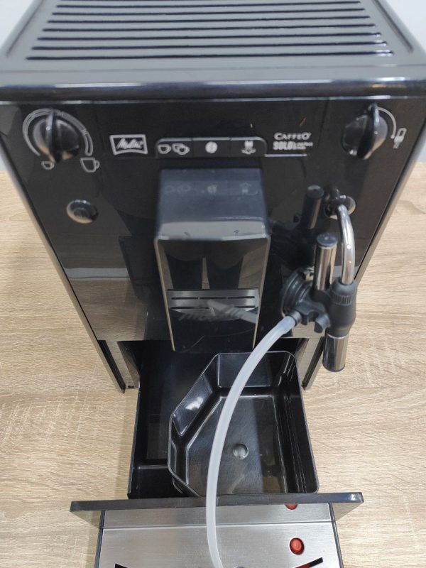 Кавомашина Melitta Caffeo Solo з капучинатором
