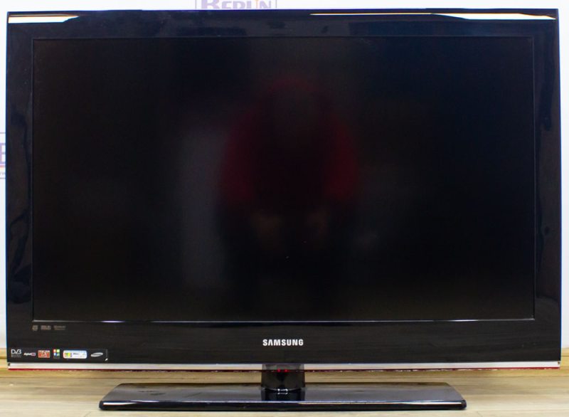 Телевизор 37 Samsung LE37B530P7W