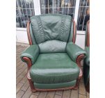 Комплект мебели диван тройка + два кресла кожаный зеленый