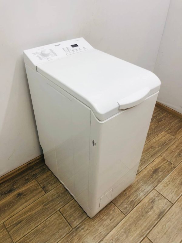 Вертикальна пральна машина AEG Protex L60260TL