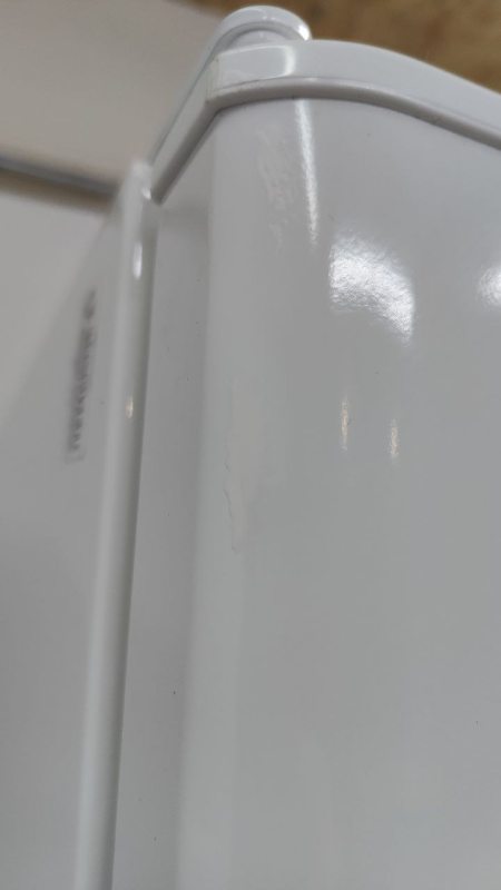 Холодильник двокамерний Electrolux ERB40250W8 10W 275+87л sn 81000819 n542