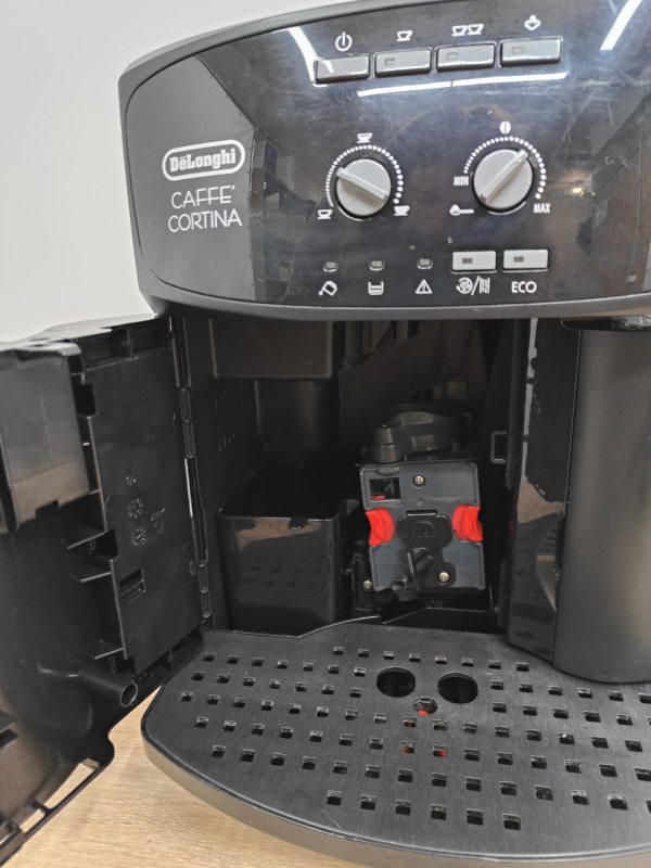 Кавоварка Delonghi Magnifica