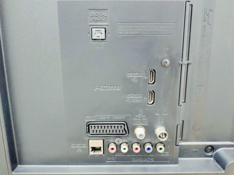 ТБ 40 Panasonic TX 40CSW524 LCD Full HD WiFi