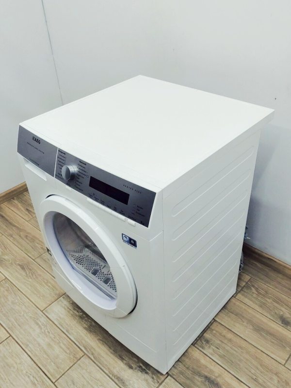 Сушильна машина AEG T7678EXIH3