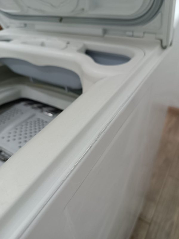 Вертикальна пральна машина Electrolux L47239