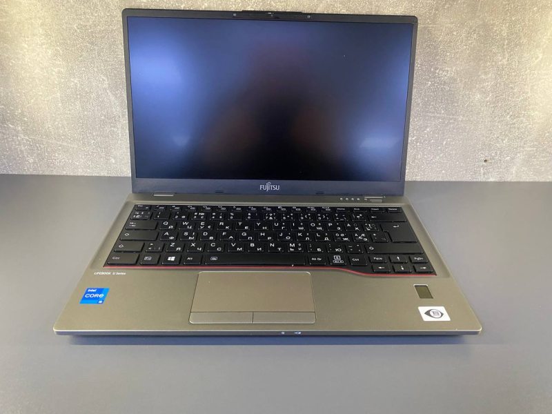 Ноутбук Fujitsu LifeBook U7411 14 FHD Б/У Бат до 7 годин