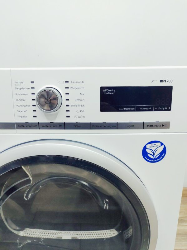 Сушильна машина Siemens IQ700 WT47W5W0 07