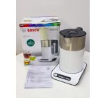 Електрочайник Bosch TWK8611P 02