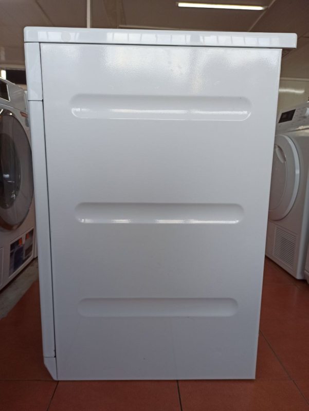Сушильна машина Miele T8860WP