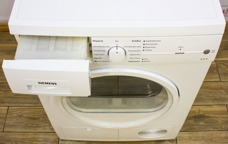 Сушильный автомат Siemens WT46E102 22