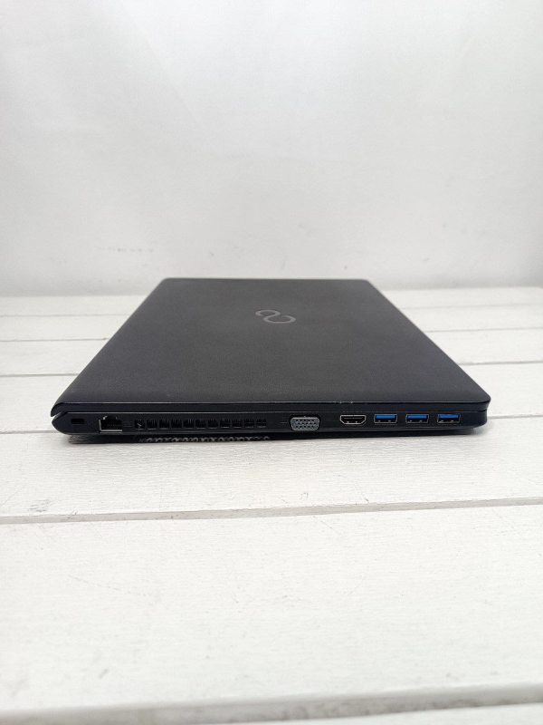 Ноутбук LIFEBOOK A557 15.6 FHD IPS бат 1:15